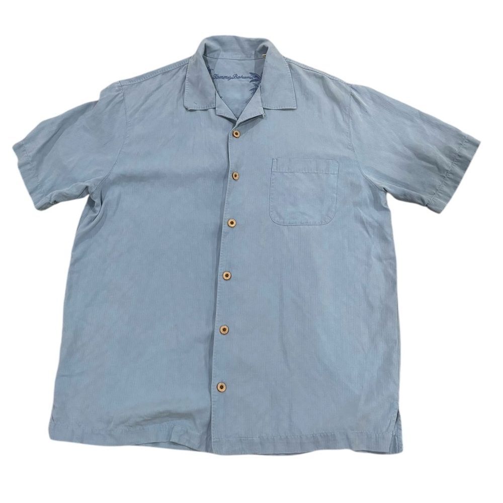 Men's Baby Blue Short Sleeve Vacation Button Up Shirt by Tommy Bahama -size med
